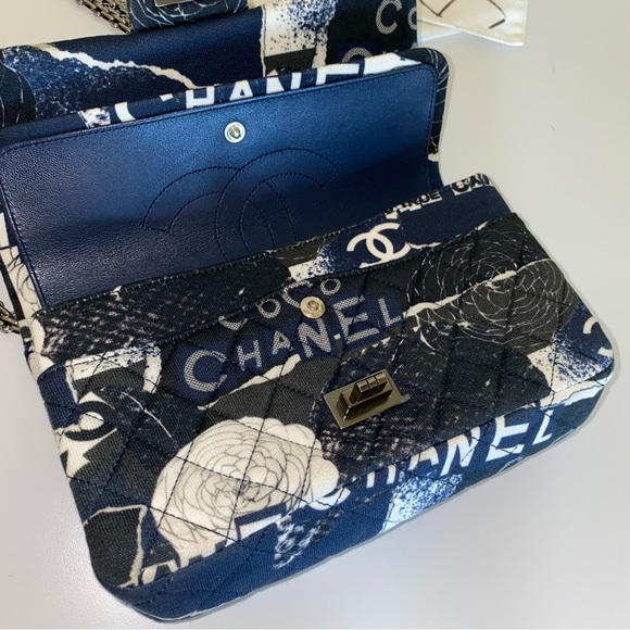 Auth Chanel Graffiti Small Reissue 225 Double Flap Classic Jersey Knit Bag - Picture 13 of 15